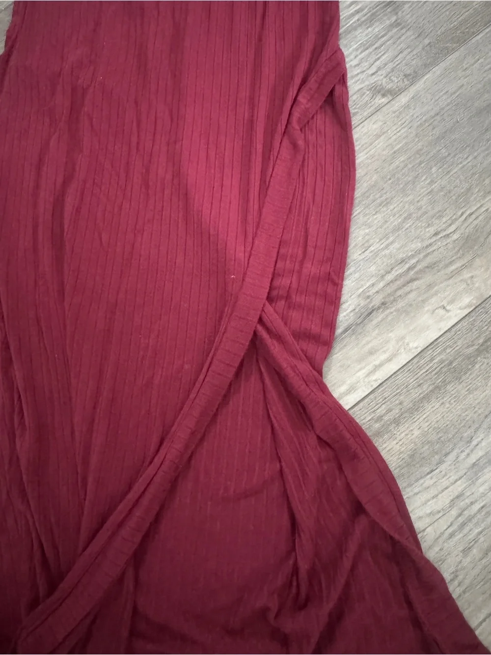 Charlotte Russe Burgundy Ribbed Maxi Dress with Scoop Neck - Picture 2 of 7